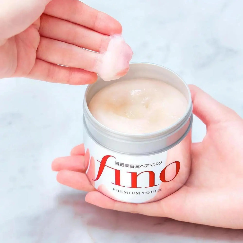 Fino Premium Touch Hair Mask texture