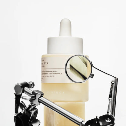 Madagascar Centella Retinol 0.2 Boosting Shot Ampoule (30ml)